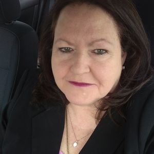 Meet your Posher, Karen